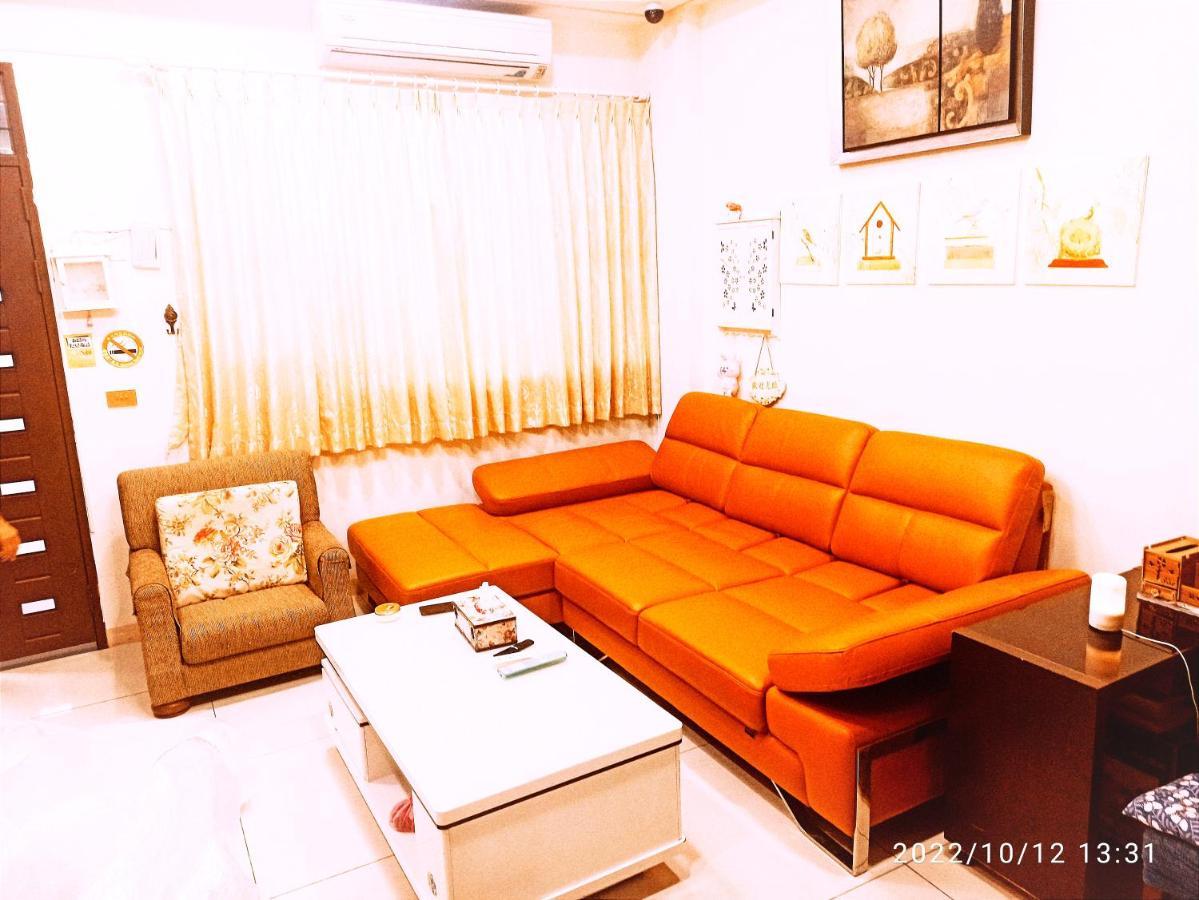 Birds Flower B&B Wujie Exterior photo