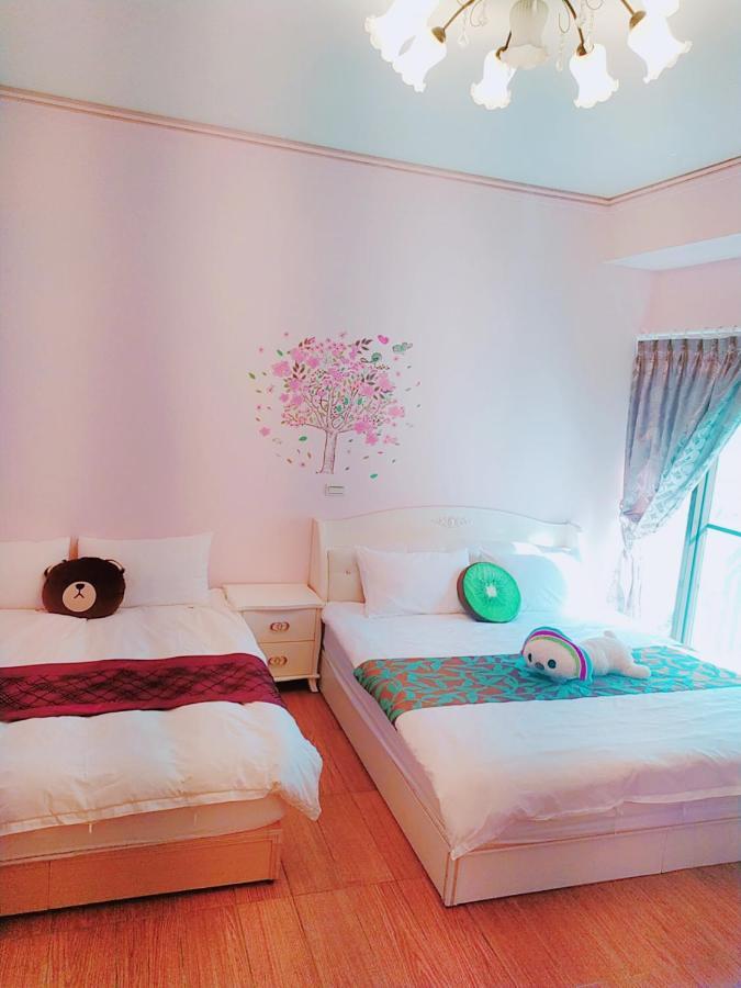 Birds Flower B&B Wujie Exterior photo